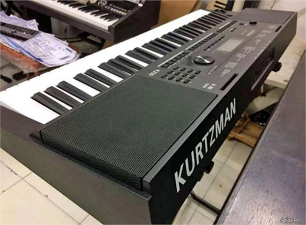 Giá đàn organ Kurtzman K250 cũ hiện nay bao nhiêu?