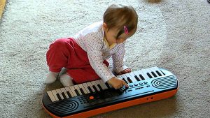 Gợi Ý Mẫu Đàn Piano Điện & Keyboard Giá Rẻ Dành Cho Trẻ